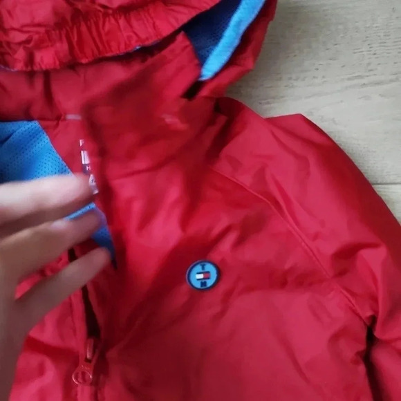 Tommy Hilfiger toddler rain jacket - Picture 6 of 7